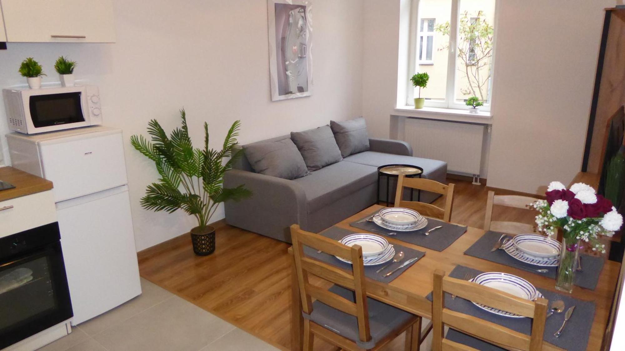 Apartament Love On 5 - Milosc Na 5 Legnica Exterior photo